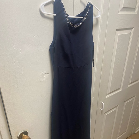 Used like new. Women gown - Picture 1 of 5